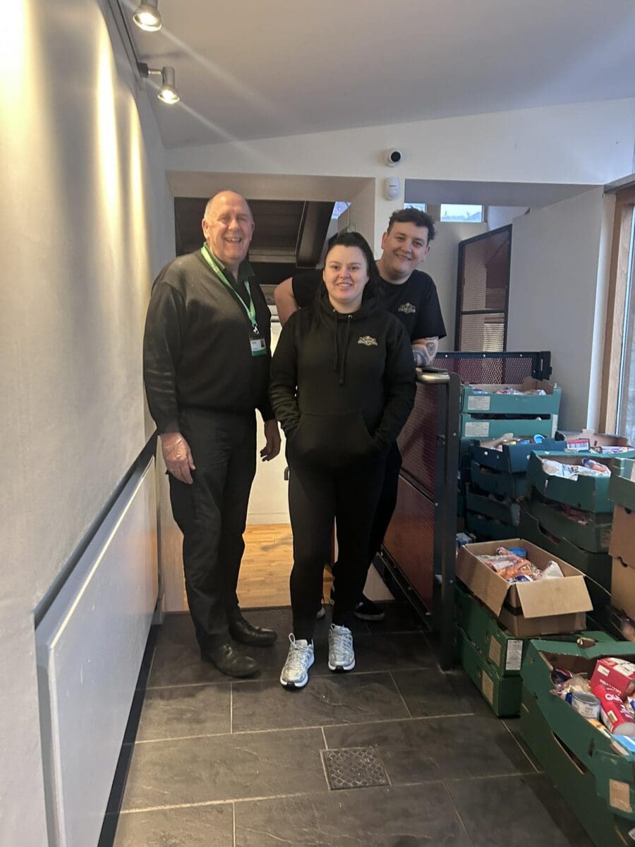 50 Christmas dinners feeding 4 each to Dundee Foodbank